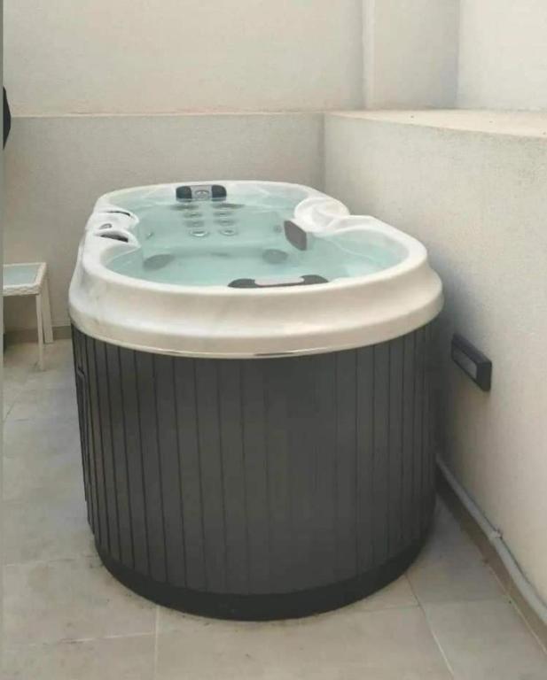 Khóra Sfakíon Jacuzzi Maisonette In Sfakia Center 'New 2023' 아파트 외부 사진